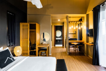 Studio Deluxe Building Bathtub