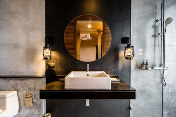 Studio Deluxe Building Bathtub