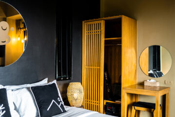 Studio Deluxe Building Bathtub