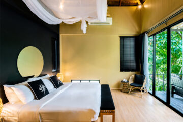 Studio Deluxe Garden Bathtub
